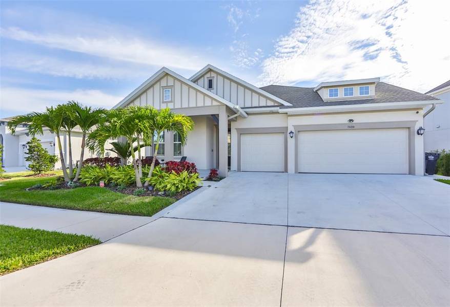 7420 PARADISO DR, Apollo Beach, FL 33572