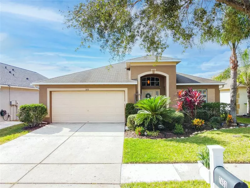 7453 CANAL POINT CT, Wesley Chapel, FL 33545