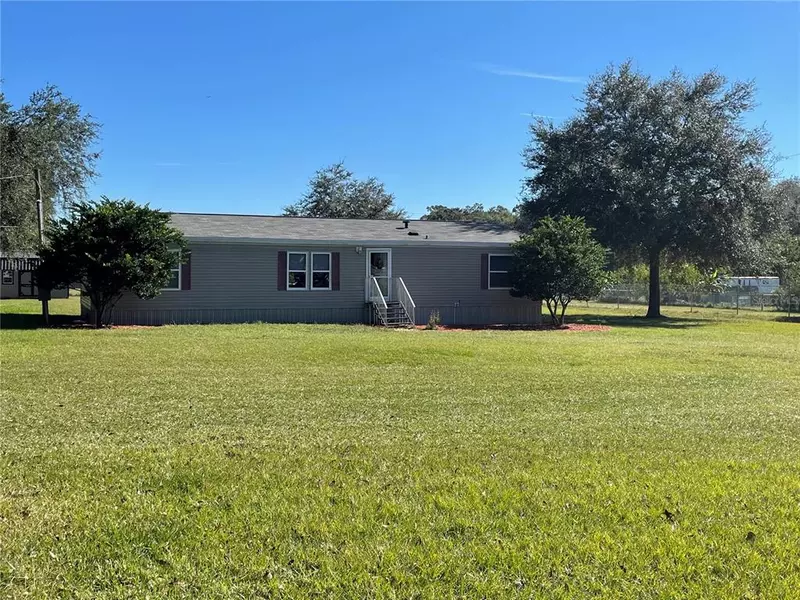 3752 APFEL RD, Wesley Chapel, FL 33543