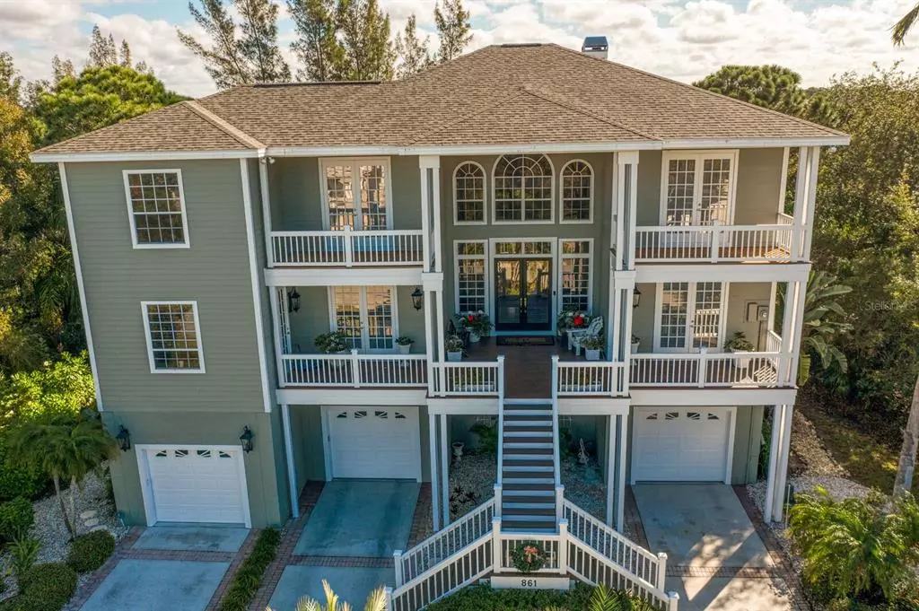 Crystal Beach, FL 34681,861 POINT SEASIDE DR