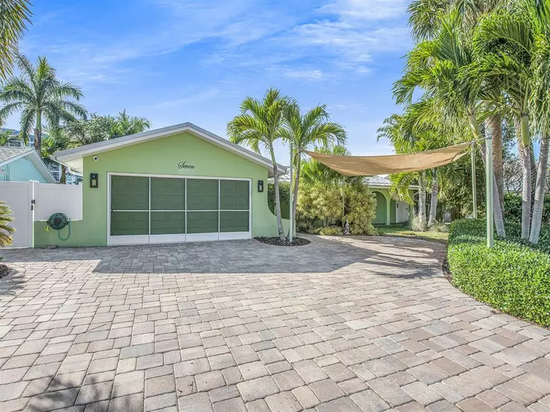 7 BELLEVUE DR, Treasure Island, FL 33706