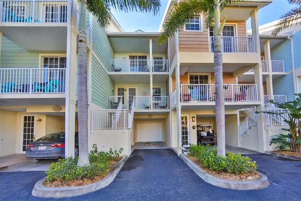 Ruskin, FL 33570,3242 MANGROVE POINT DR