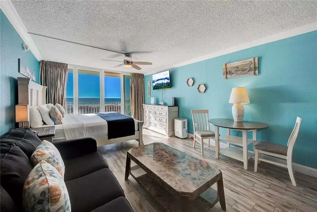 Treasure Island, FL 33706,9980 GULF BLVD #211