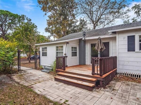 3527 DARTMOUTH AVE N, St Petersburg, FL 33713