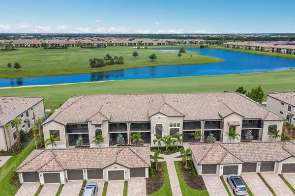 5684 PALMER CIR #203, Lakewood Ranch, FL 34211