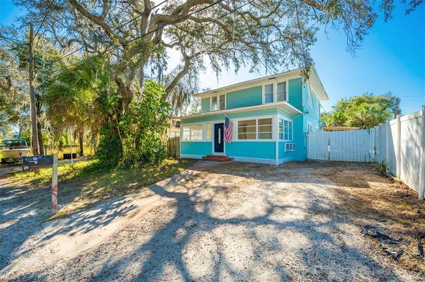 416 BOSTON ST, Tarpon Springs, FL 34689