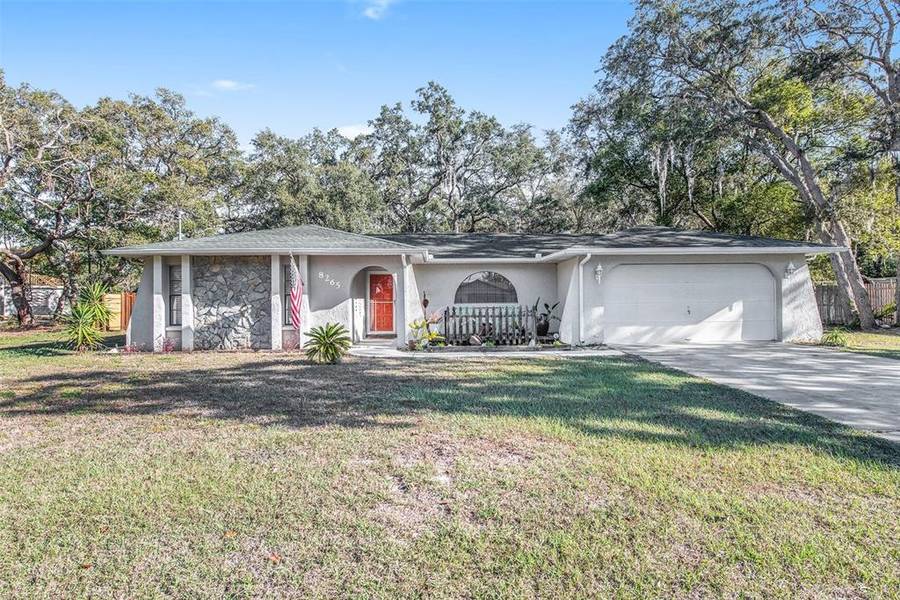 8265 APPLE ORCHARD RD, Spring Hill, FL 34606