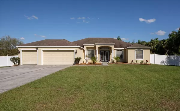 1521 AVONDALE RIDGE DR, Plant City, FL 33567