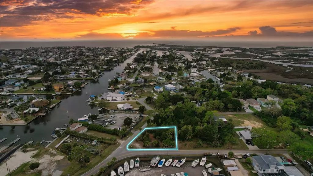 Hernando Beach, FL 34607,5023 MAPLEWOOD DR