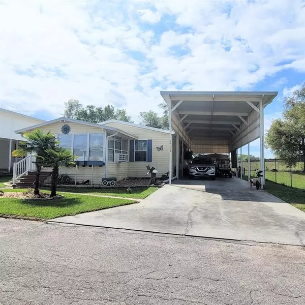 39528 GLORYLAND DR, Dade City, FL 33525