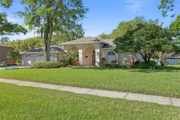 1007 KINGSBOROUGH GARDENS CT,  Lutz,  FL 33548