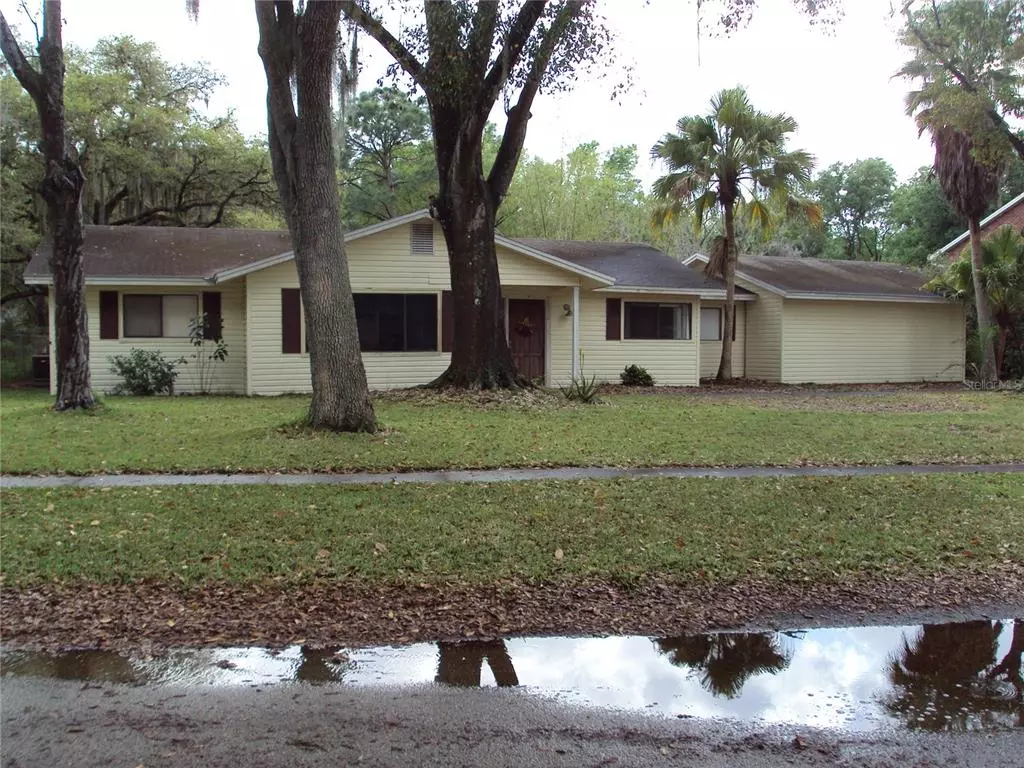 Lakeland, FL 33813,6350 CEDAR LN