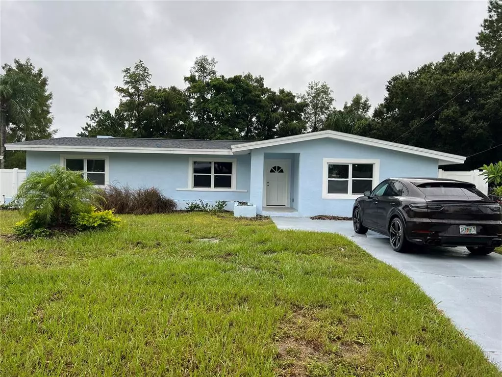 Seminole, FL 33777,8640 GARDENIA DR