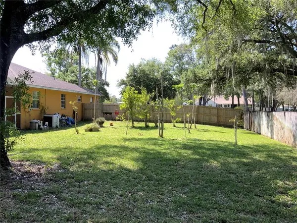 Lutz, FL 33559,2514 RUSTIC OAKS DR