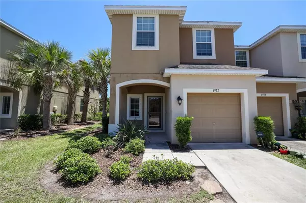 6932 TOWNE LAKE RD, Riverview, FL 33578