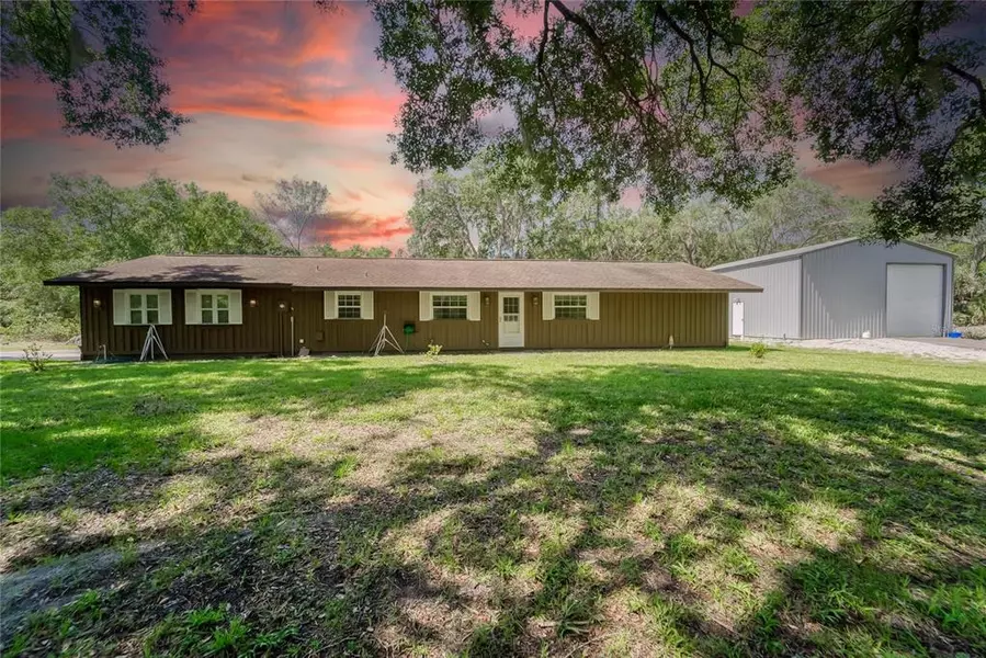 818 BUTCH CASSIDY TRL, Wimauma, FL 33598