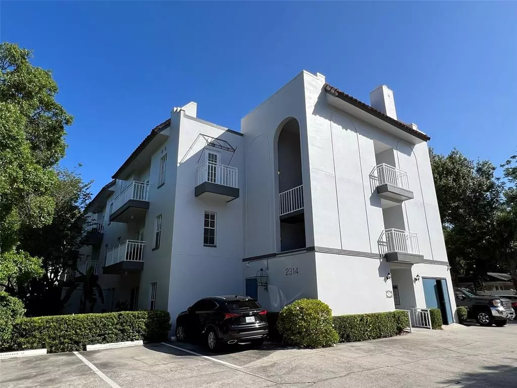 Tampa, FL 33629,2314 S CLEWIS CT #302