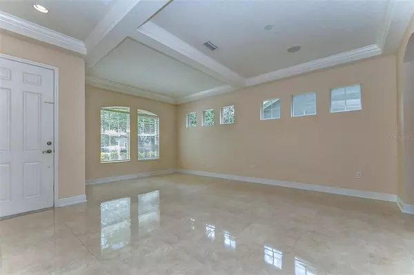 Tampa, FL 33626,14639 CHATSWORTH MANOR CIR