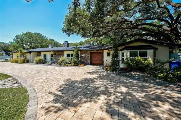 4715 W SAN JOSE ST, Tampa, FL 33629