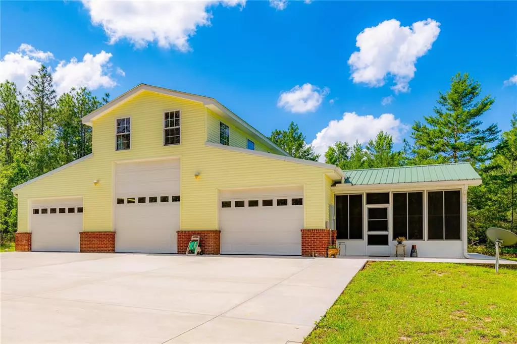 Floral City, FL 34436,6053 E URBAN LN