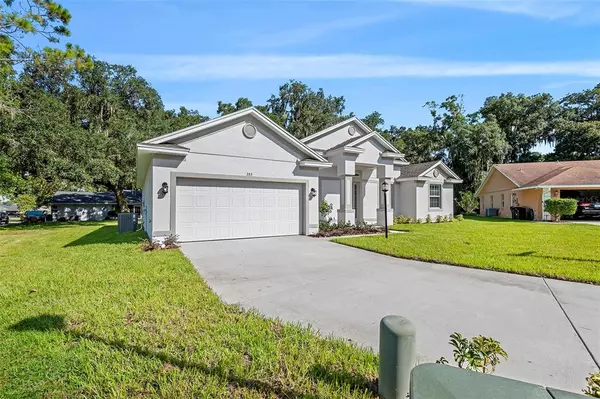 Lakeland, FL 33813,353 ECHO PINES WAY