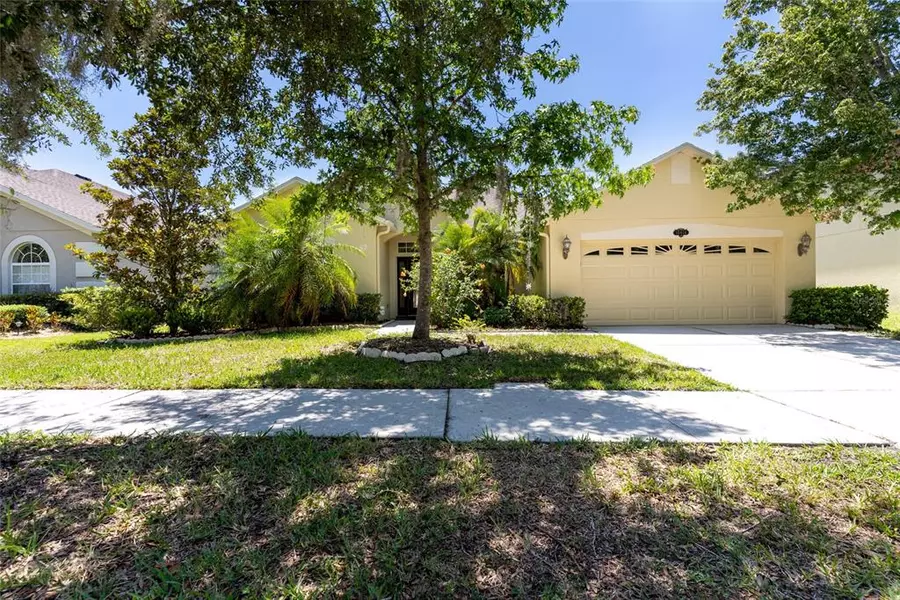 10816 BREAKING ROCKS DR, Tampa, FL 33647