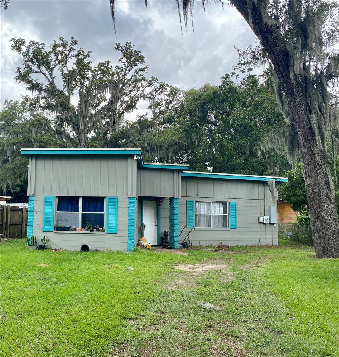 402 LUTIE DR, Valrico, FL 33594