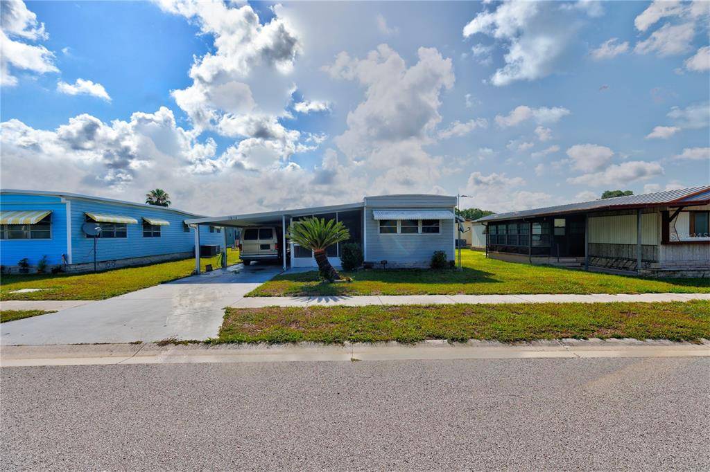 3834 KIM DR, Wesley Chapel, FL 33543