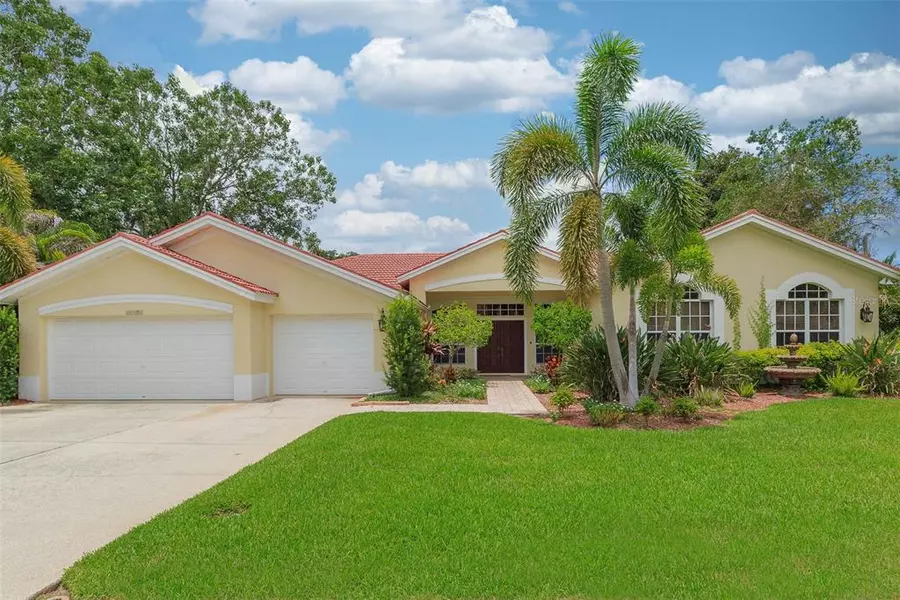 3194 STERLING ST, Tarpon Springs, FL 34688