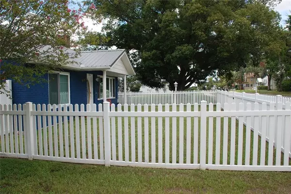 Zephyrhills, FL 33542,5141 8TH ST