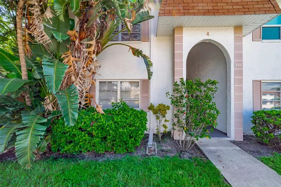 243 S MCMULLEN BOOTH RD #29, Clearwater, FL 33759
