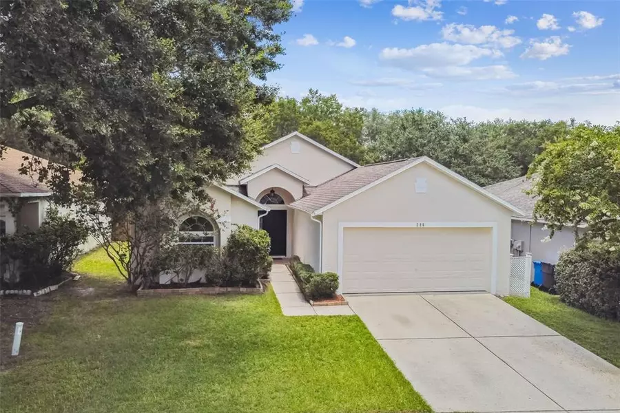 206 CHARDONNAY PL, Valrico, FL 33594