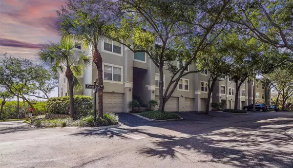 752 CORAL REEF DR, Tampa, FL 33602