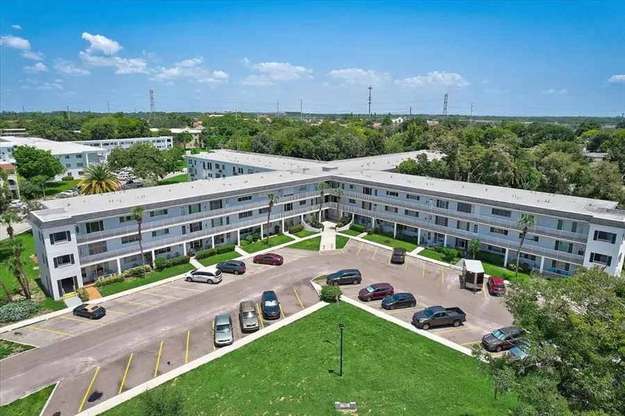 2001 WORLD Pkwy #53, Clearwater, FL 33763