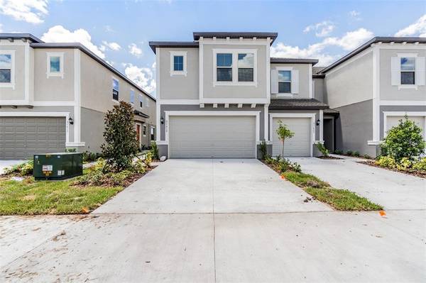 31619 BLUE PASSING LOOP, Wesley Chapel, FL 33545