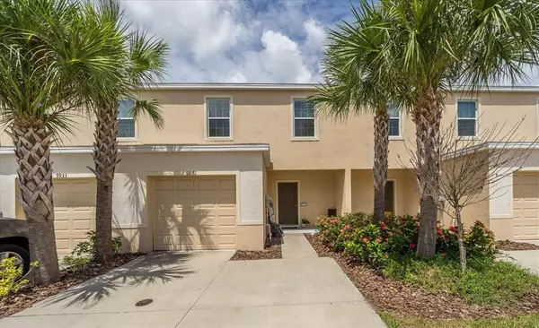 9931 HOUND CHASE DR, Gibsonton, FL 33534