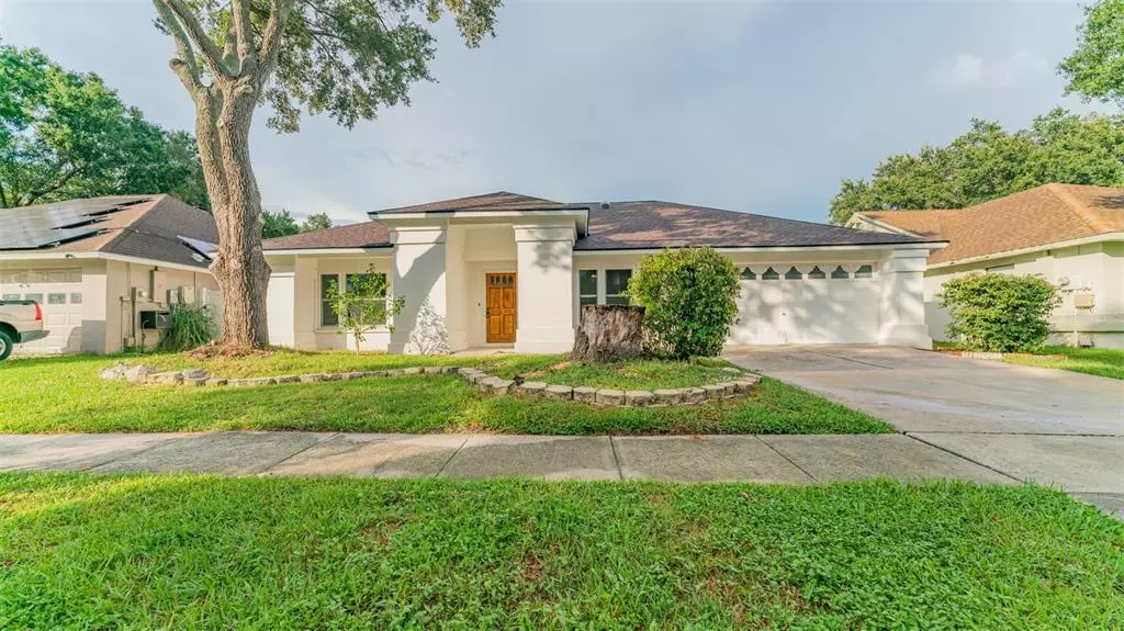 9543 PEBBLE GLEN AVE, Tampa, FL 33647