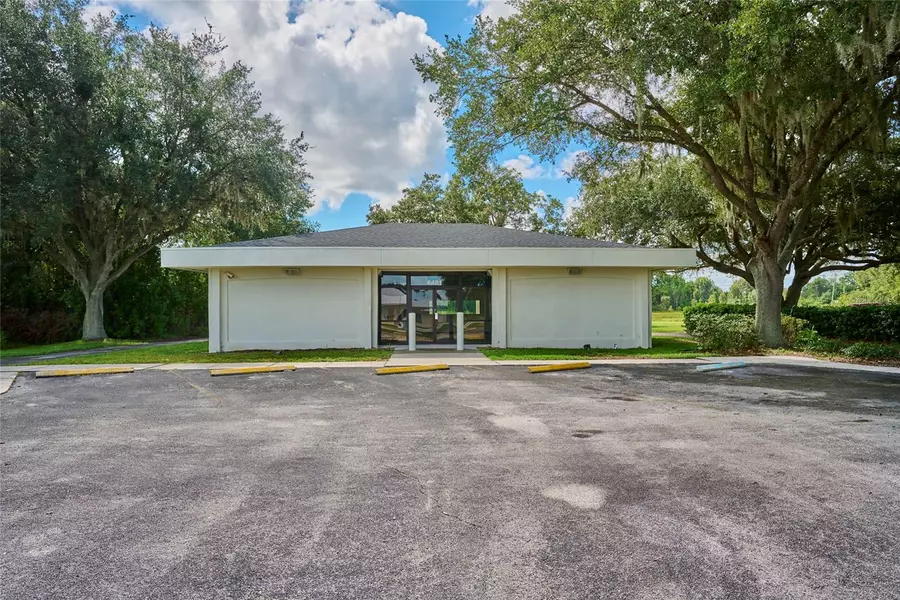 6481 DELAND AVE, Indian Lake Estates, FL 33855