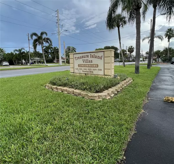 Treasure Island, FL 33706,10365 PARADISE BLVD #21