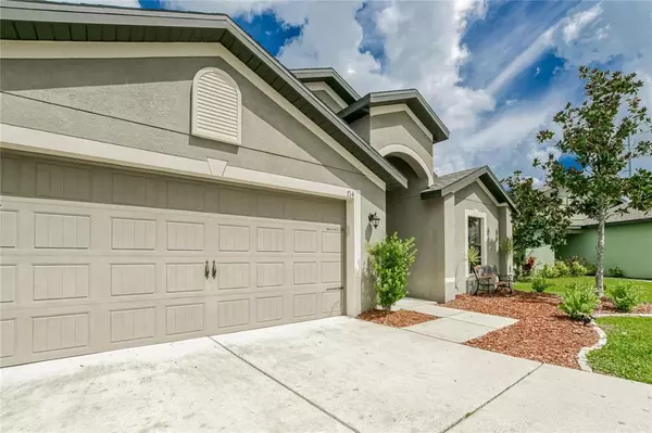 Ruskin, FL 33570,714 CHATHAM WALK DR