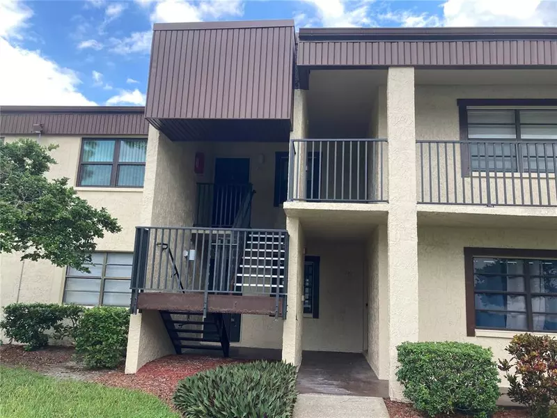 2400 WINDING CREEK BLVD #16-106, Clearwater, FL 33761