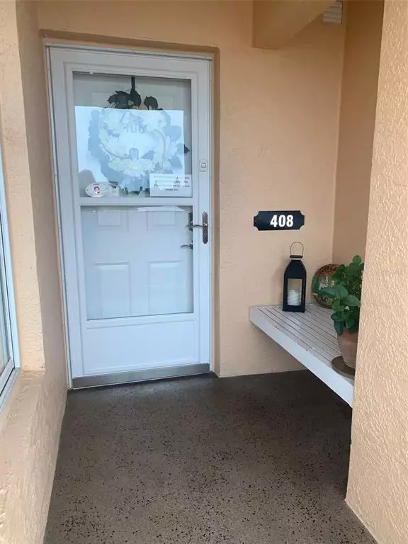 Bradenton, FL 34209,4530 PINEBROOK CIR #408