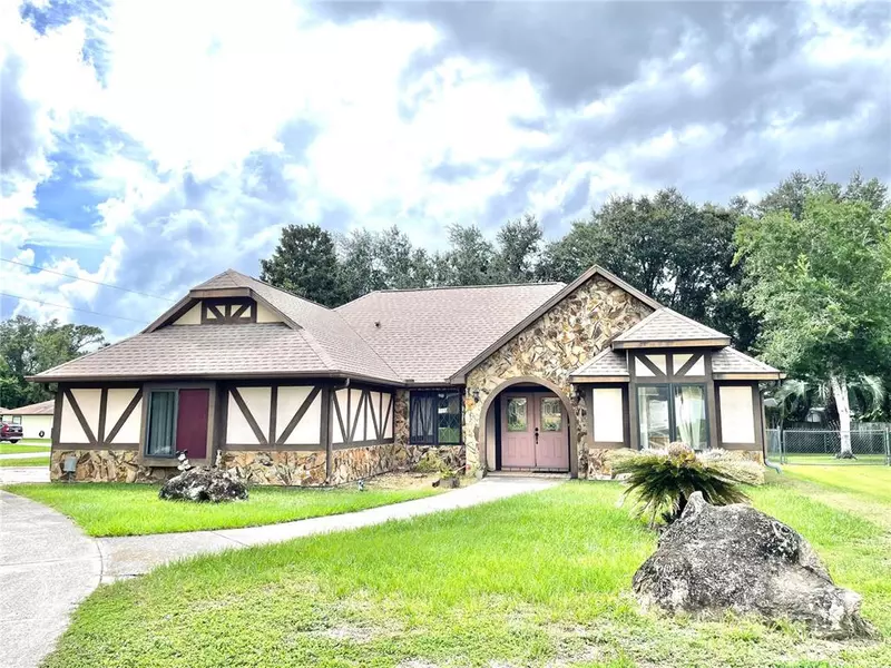 8265 W PERIWINKLE LN, Homosassa, FL 34446