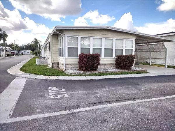 82244 3RD AVE N, Pinellas Park, FL 33781