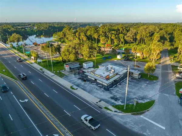 8203 US HIGHWAY 301, Riverview, FL 33578