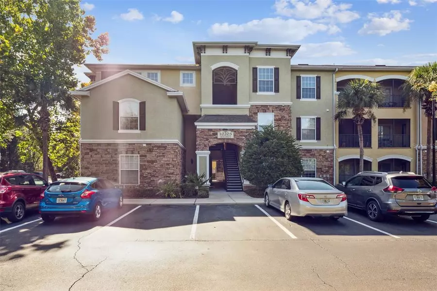 10205 COURTNEY PALMS BLVD #304, Tampa, FL 33619