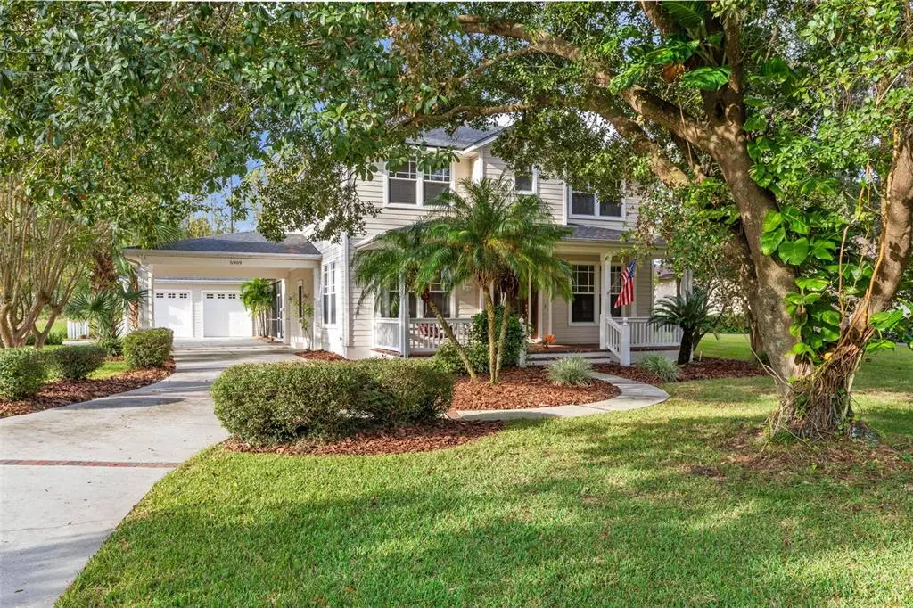 Lithia, FL 33547,5909 FLATWOODS MANOR CIR