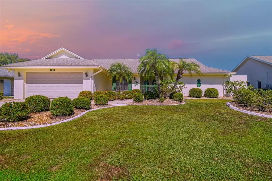 2111 W VIEW DR, Sun City Center, FL 33573