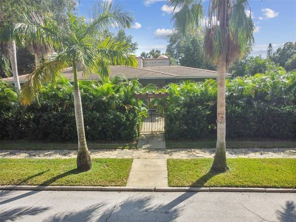 4860 4TH AVE N, St Petersburg, FL 33713