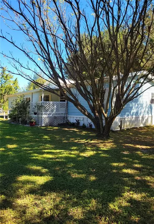 Zephyrhills, FL 33540,8336 HAMSTER DR